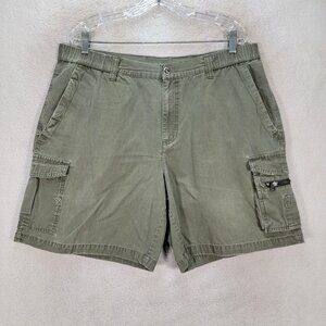 Columbia XCO Olive Green Classic Outdoor Hiking Fishing Camping Cargo Shorts